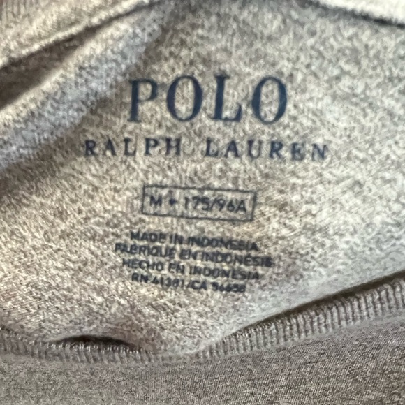 Medium Polo Ralph Lauren Ling sleeve T-Shirt - Picture 3 of 3